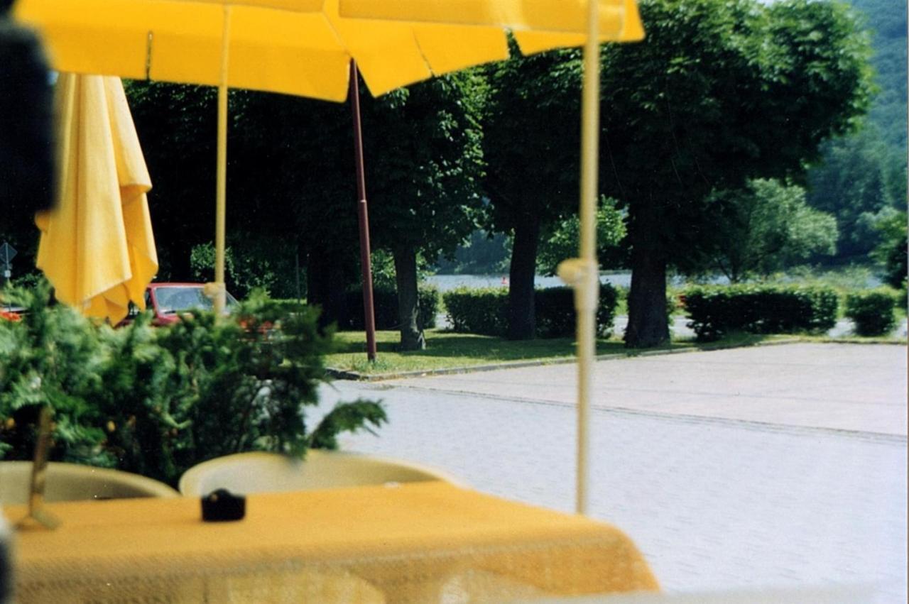 Gasthaus Zur Traube Hatzenport Zewnętrze zdjęcie